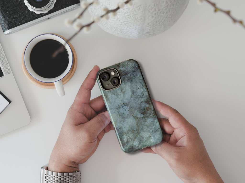 Abstract Floral Phone Case: Tough Protection, Wireless Charging