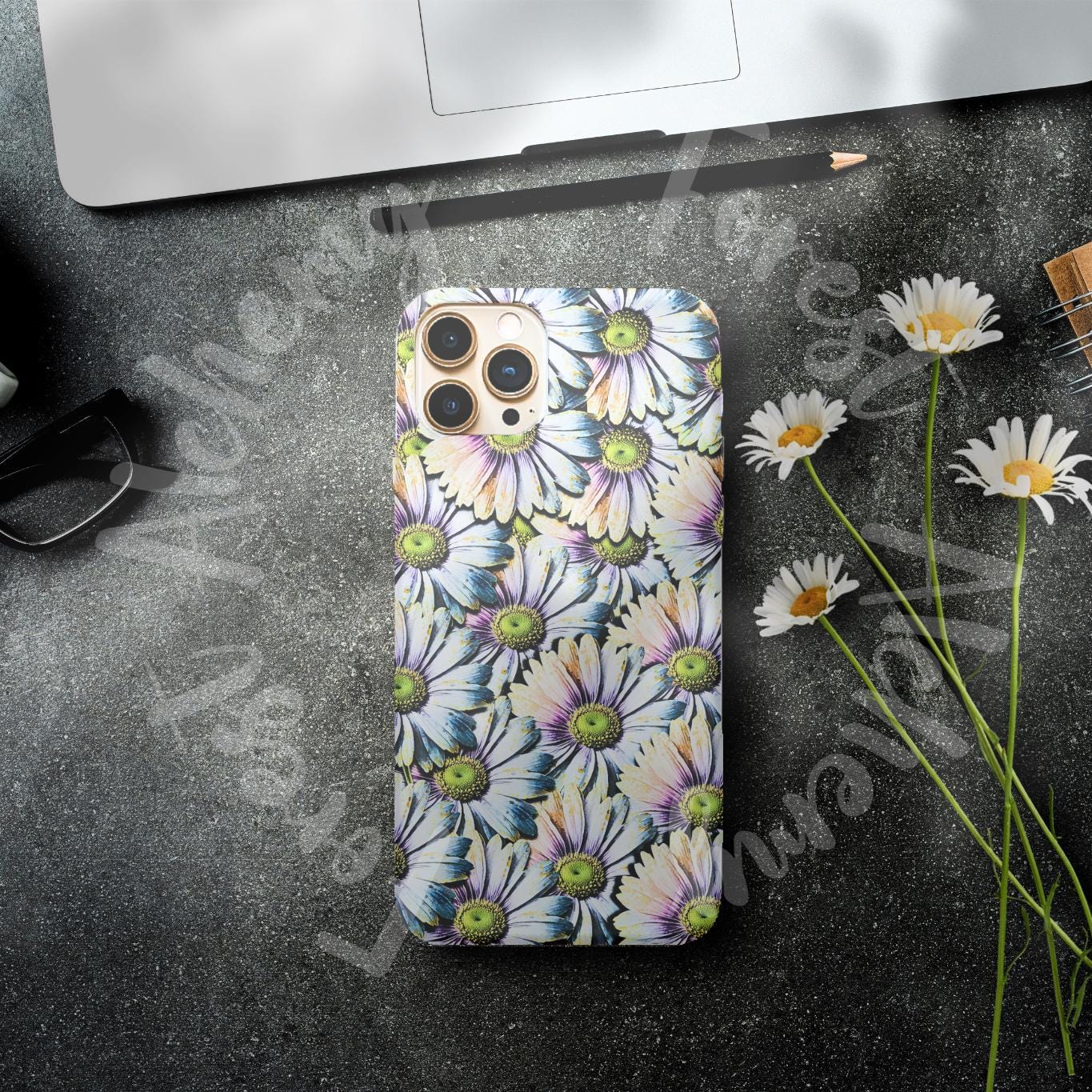 Tough Floral Phone Case – Pastel Daisy Print Protective Phone Cover | Feminine Aesthetic Gift | Durable Dual-Layer Phone Case